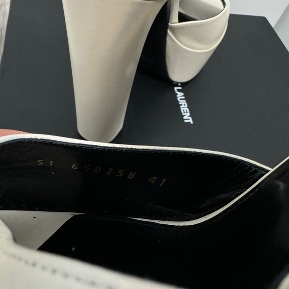 Saint Laurent Jodie Platform Sandals In Smooth Leather - Picture 15 of 15